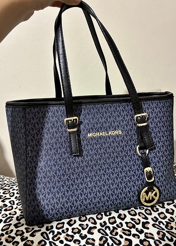 Michael Kors ürünü