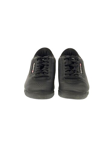 38 Beden Reebok Spor Ayakkabı %70 İndirimli.