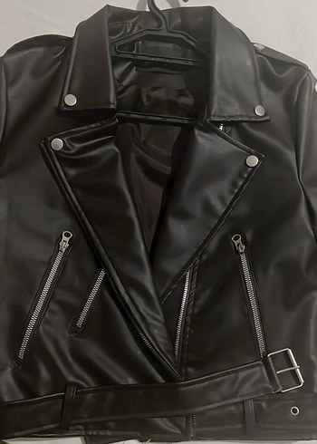 Siyah Deri Kadın Biker Ceket
