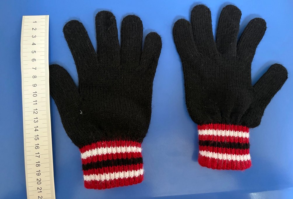 Nakışlı Siyah Örgü Erkek Eldiveni - Görsel 2