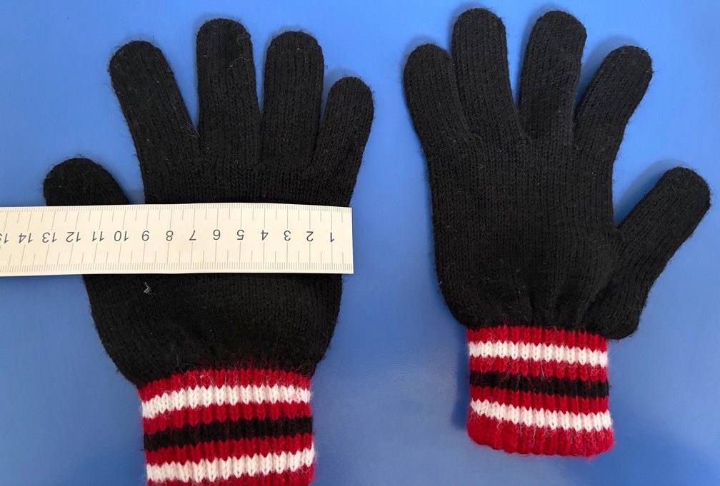 Nakışlı Siyah Örgü Erkek Eldiveni - Görsel 3