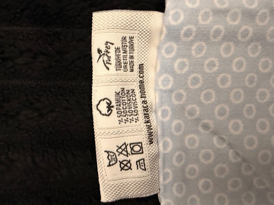 Çarşaf nevresim 2 yastık Karaca yastıkta leke  var - Görsel 5