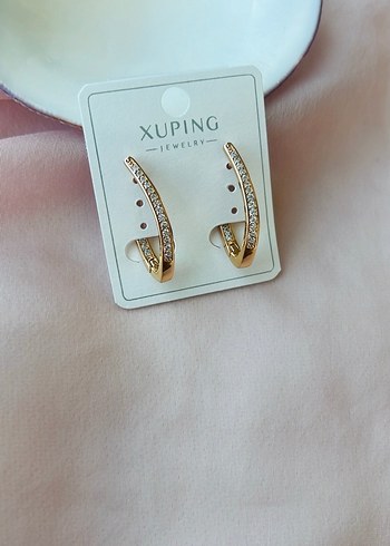 Xuping Mini Altın Renkli Sıralı Taşlı Küpe