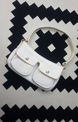 mango vintage kol altı kısa saplı baget çanta
