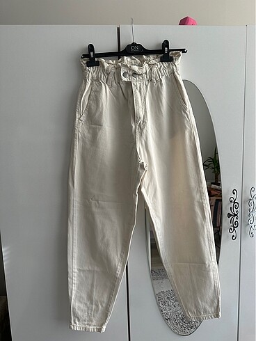 Stradivarius jean