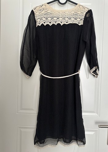 Beyaz Kemerli Siyah Midi Elbise - Görsel 4