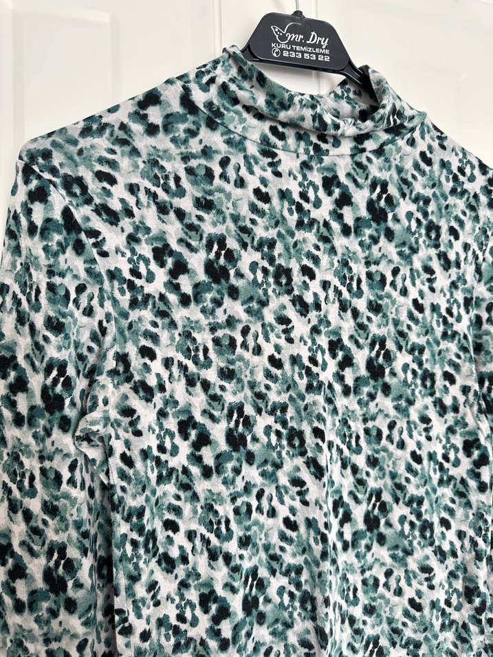 Yeşil Gri Bağlama Desenli Uzun Kollu Triko Bluz - Görsel 2