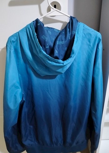 Erkek Mavi Bağlama Desenli Fermuarlı Yağmurluk - Görsel 4