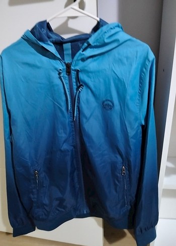 Erkek Mavi Bağlama Desenli Fermuarlı Yağmurluk - Görsel 3