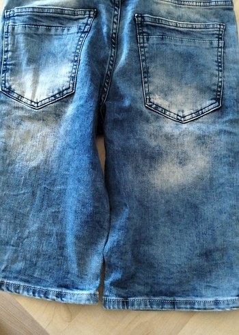 Parlak Mavi Düğmeli Erkek Denim Şort - Görsel 2