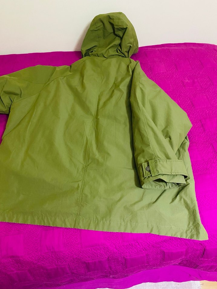Yeşil Kapüşonlu Kadın Ceket - Görsel 2
