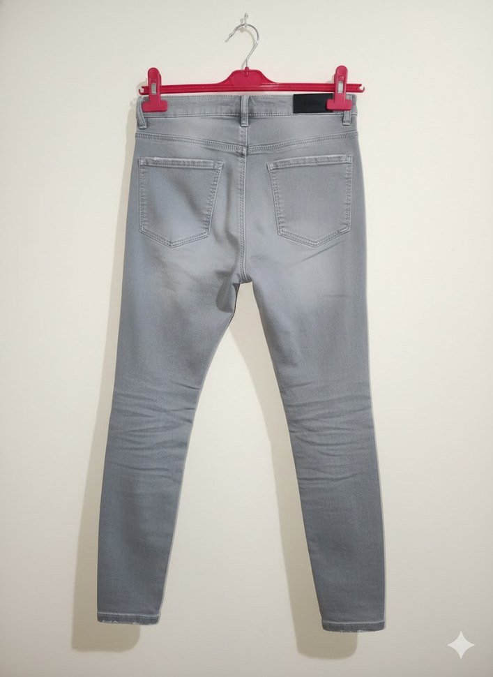 Boncuk İşlemeli Gri Kadın Kot Pantolon - Görsel 2