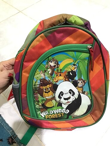 Çocuk okul çantası