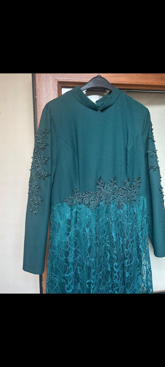 Uzun Kollu Turkuaz İşlemeli Kadın Abiye Elbise - Görsel 4