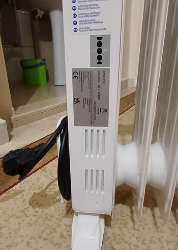 Koçtaş 11 Dilim 2500 Watt Yağlı Radyatör Sıfır gibi Tertemizdir - Görsel 5