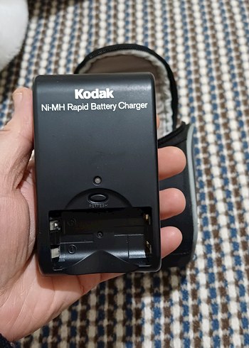 Kodak Siyah Hızlı Ni-MH Batarya Şarj Cihazı - Görsel 4
