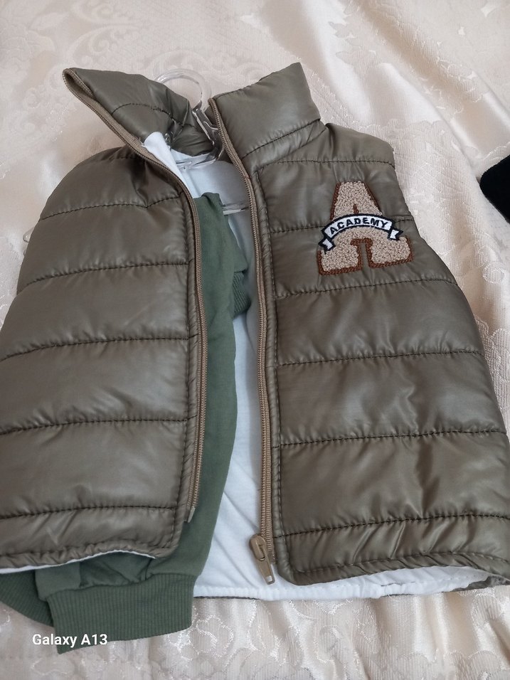 Gri Erkek Çocuk Fermuarlı Yelek ve esofman - Görsel 3