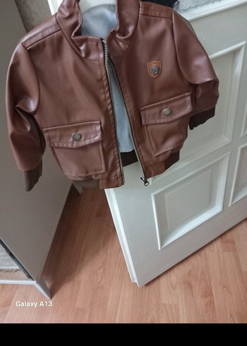 Düğmeli Kahverengi Deri Erkek Çocuk Ceketi - Görsel 2