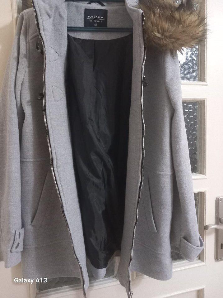 Gri Midi Kadın Kaban Kürk Detaylı - Görsel 3