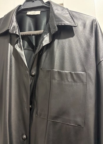 Siyah Deri gömlek - Görsel 2