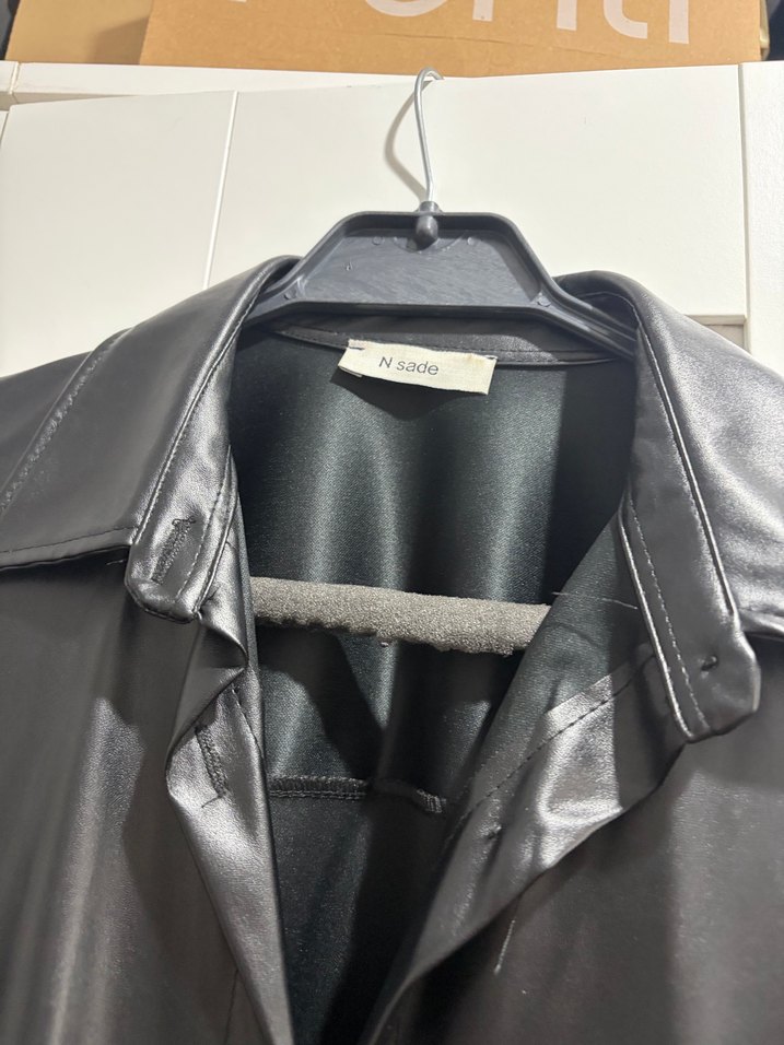 Siyah Deri gömlek - Görsel 3