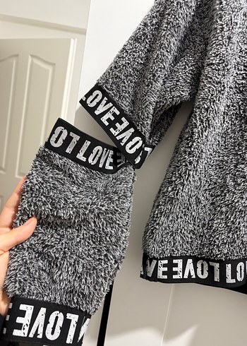 Gri Kapüşonlu Kadın Sweatshirt - Görsel 2