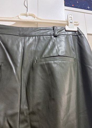 Hali  Deri Kadın Pantolon - Görsel 4