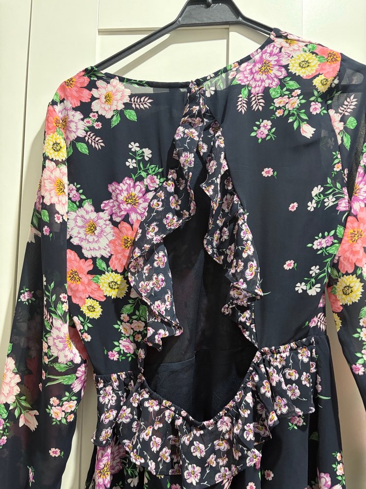 Sırt dekolteli şifon elbise - Görsel 5