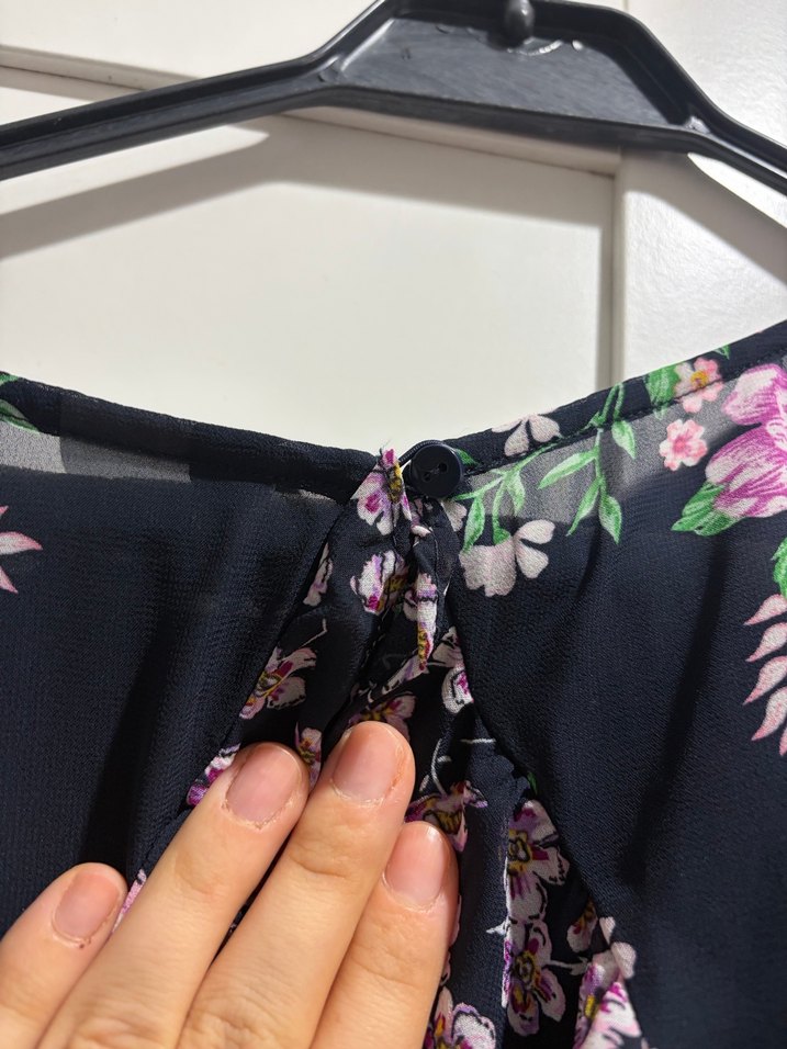 Sırt dekolteli şifon elbise - Görsel 4