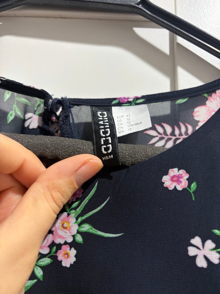 Sırt dekolteli şifon elbise - Görsel 3