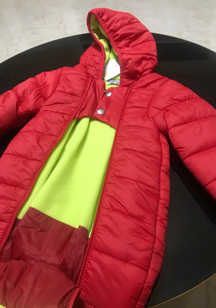 Kız Bebek Kırmızı Kapüşonlu Tulumu - Görsel 4