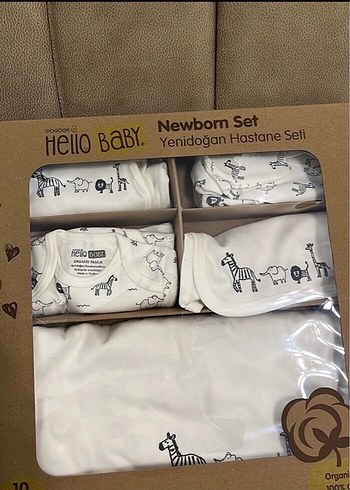 Zebra Desenli Beyaz Bebek Hastane Seti - Görsel 2