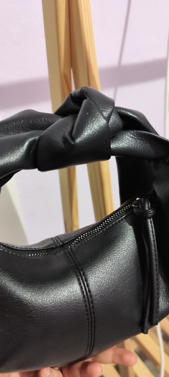 Siyah Deri Tokalı Kadın Çanta - Görsel 2