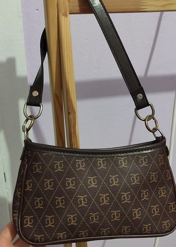 Kahverengi Deri Tokalı Kadın Çantası - Görsel 2