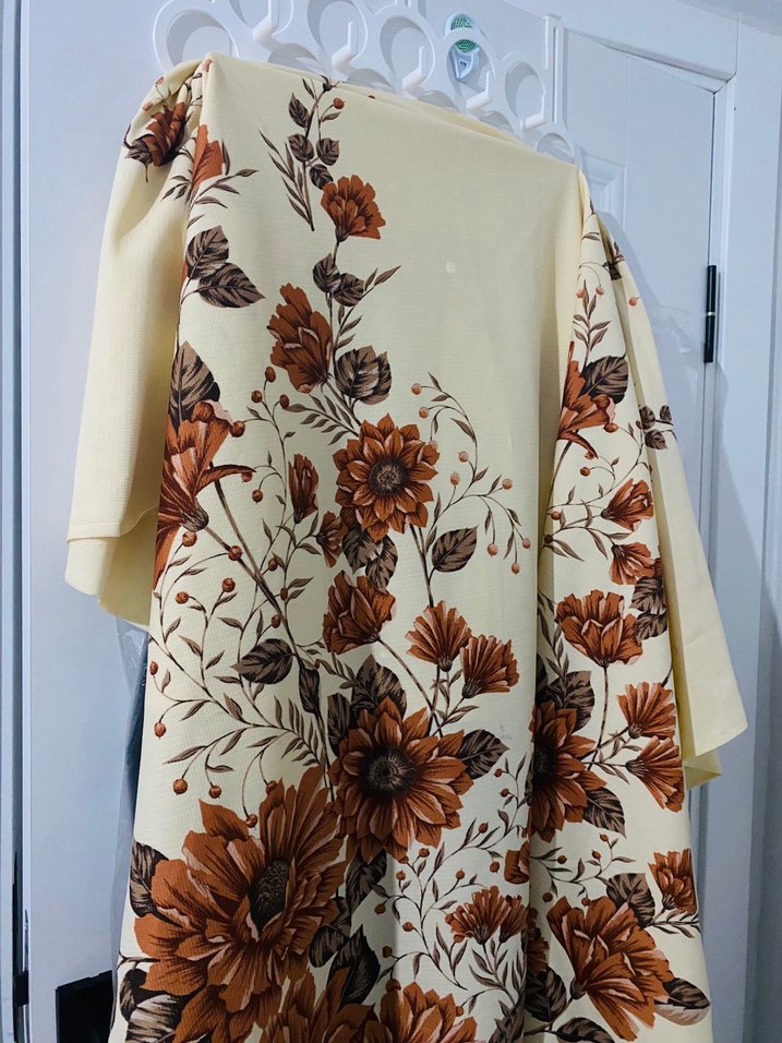 Kahverengi Çiçek Desenli Gri Detaylı Perde - Görsel 2