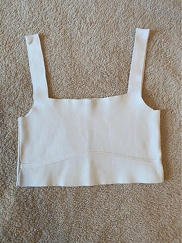 Bershka crop beyaz askılı xs beden