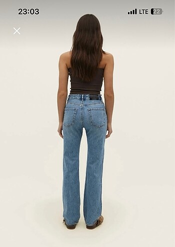 28 Beden Stradivarius Yıkamalı straight fit d98 jean