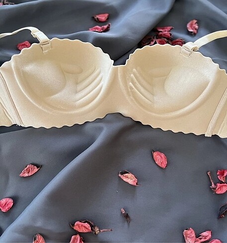 m Beden Lazer kesim push up destekli dikişsiz sütyen 80b
