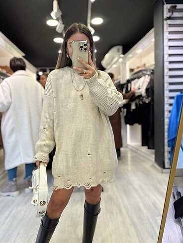 universal Beden Taş rengi yırtık triko oversize kazak