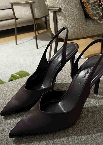 Stradivarius Saten Yüzeyli topuklu ayakkabı - Görsel 4
