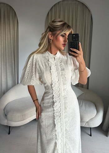 Dantel Detaylı Beyaz Bohem  Fisto midi Elbise - Görsel 2