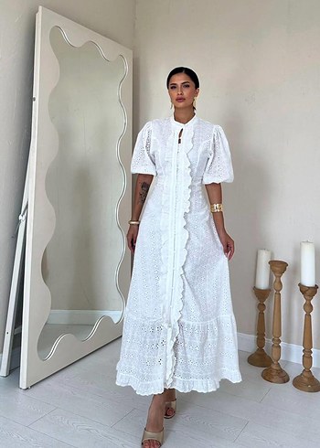 Dantel Detaylı Beyaz Bohem  Fisto midi Elbise - Görsel 4