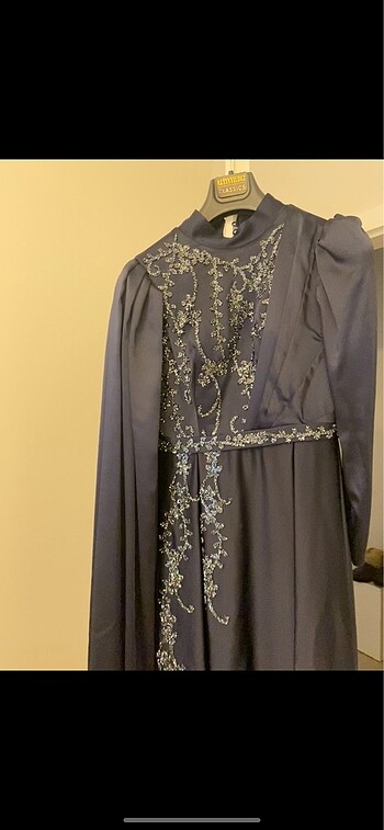 Lacivert taşlı abiye elbise - Görsel 3