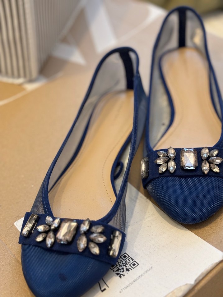 Mavi Taşlı Kadın  Babet - Görsel 2