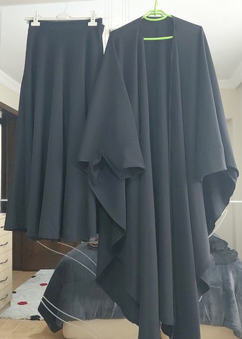 Drapeli Siyah Uzun tok kalın petek kumas etek ve panco - Görsel 3