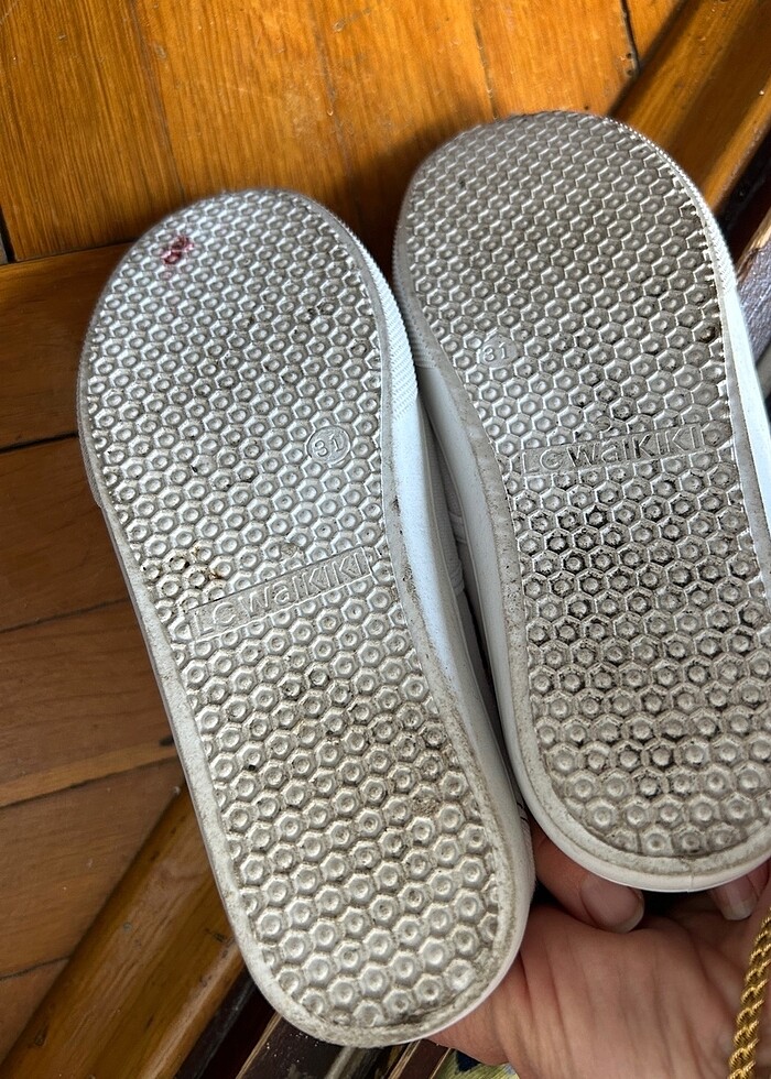 LCWaikiki 31 numara  keten ayakkabı çok rahat - Görsel 2