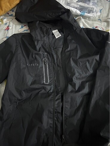 5 adet giysi etiketli sadece yağmurluk etiketi yok - Görsel 5