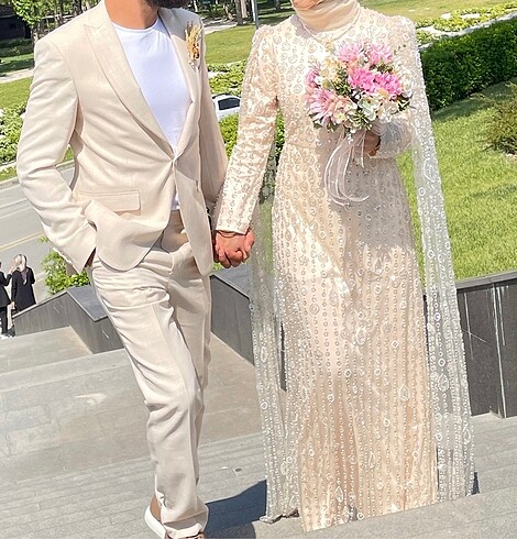 Pınar Şems Pınar şems Rabia abiye gold tesettür nikah abiye elbise