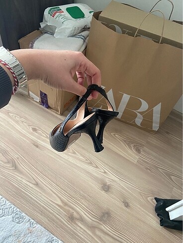 39 Beden Stiletto