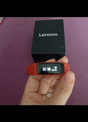 Lenovo akıllı bileklik